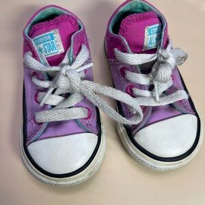 Converse all star Pink and purple  Low Top infants size 4